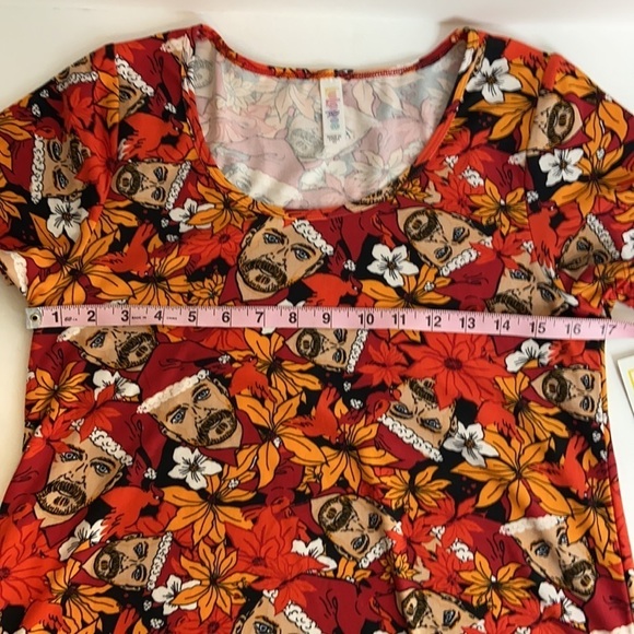 LulaRoe Sexy Santa Clause Print Short Sleeve Shirt Size XS NEW - Picture 7 of 11